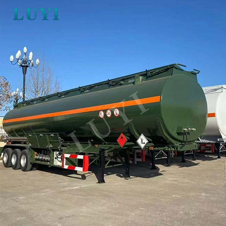 3 Axle 32CBM Vacuum Tank Truck Stainless Steel Semi-trailer Water Tank Trailer price 3 Axle 32CBM Vacuum Tank Truck Stainless Steel Semi-trailer Water Tank Trailer price